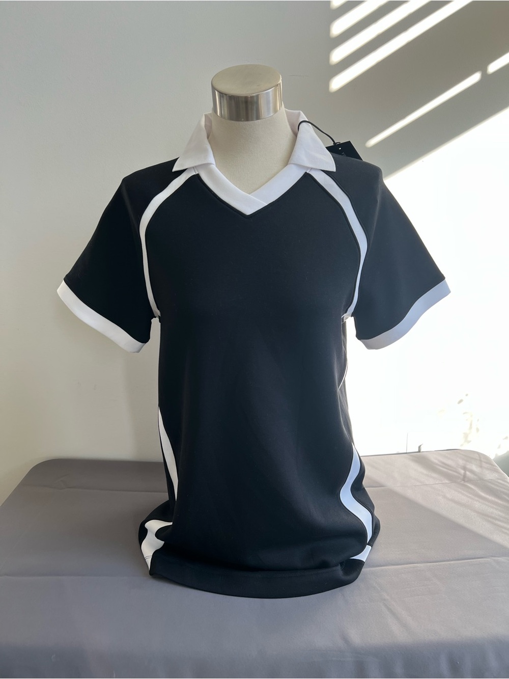 Abercrombie YPB neoKNIT Black White Polo Top NWT M